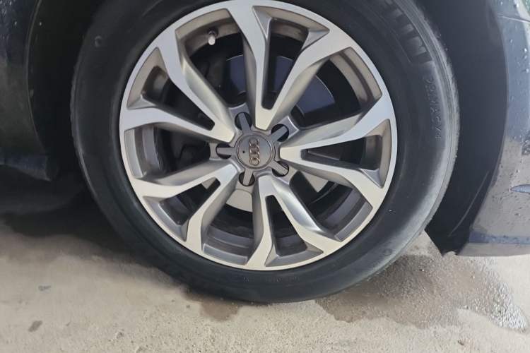 Used Audi A6L 2016 30 FSI Comfort Version Right Front Wheel Hub