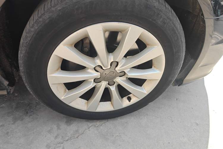 Used Audi A6L 2016 TFSI Technology Edition Right Front Wheel Hub