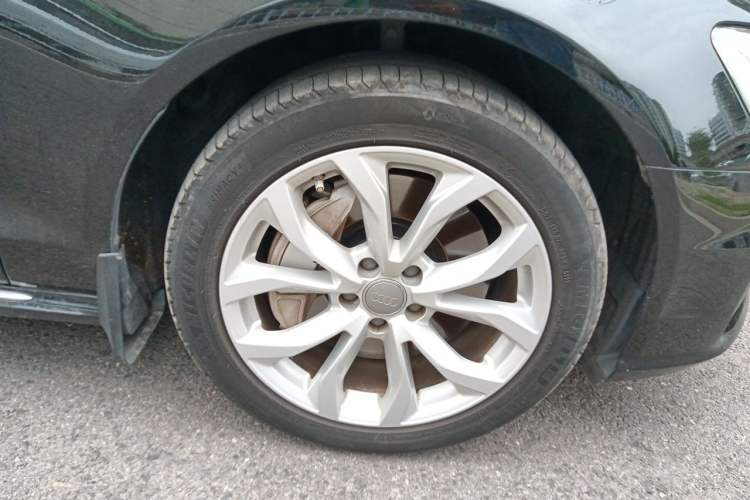 Used Audi A6L 2016 45 TFSI quattro Sport Edition Right Front Wheel Hub