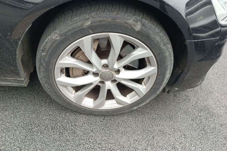 Used Audi A6L 2016 45 TFSI quattro Sport Edition Right Front Wheel Hub