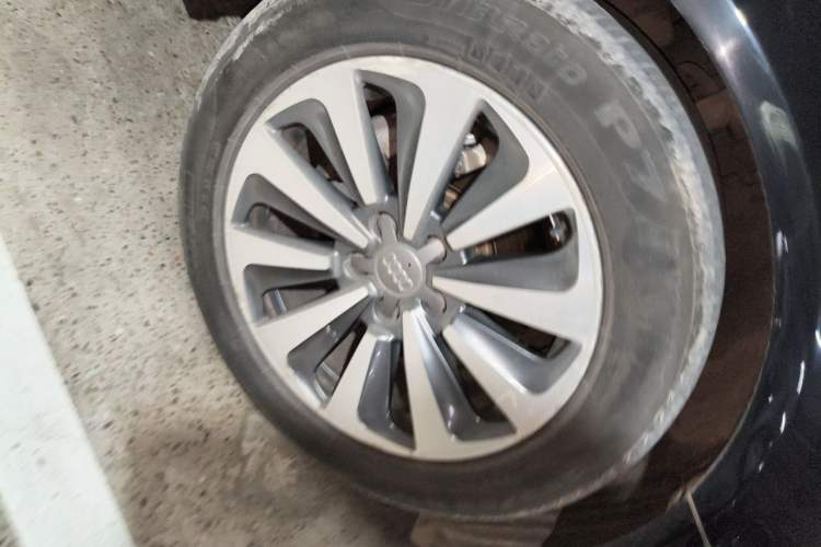 Used Audi A6L 2016 30 FSI Comfort Version Right Front Wheel Hub