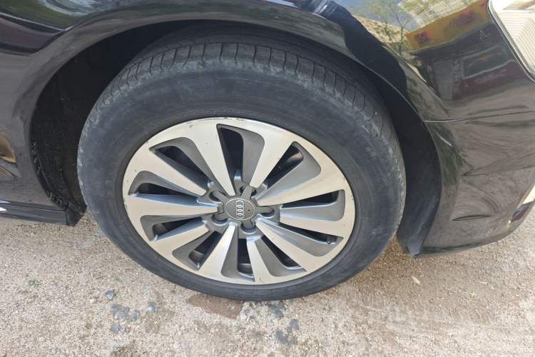 Used Audi A6L 2016 30 FSI Comfort Version Right Front Wheel Hub