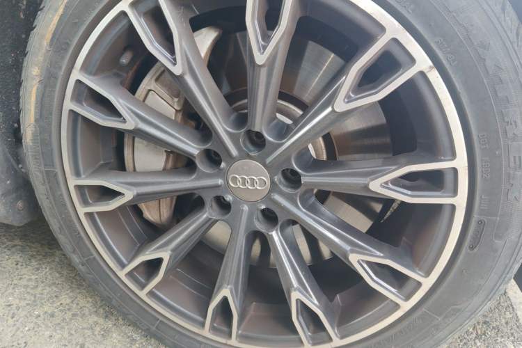 Used Audi A6L 2016 45 TFSI quattro Sport Edition Right Front Wheel Hub