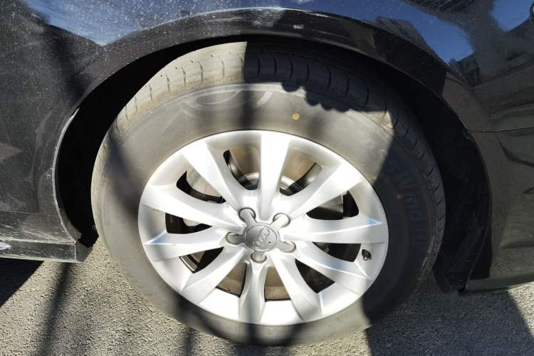 Used Audi A6L 2016 30 FSI Comfort Version Right Front Wheel Hub