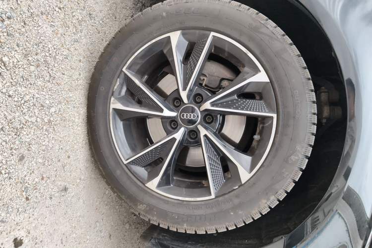 Used Audi A6L 2016 TFSI Comfort Model Right Front Wheel Hub
