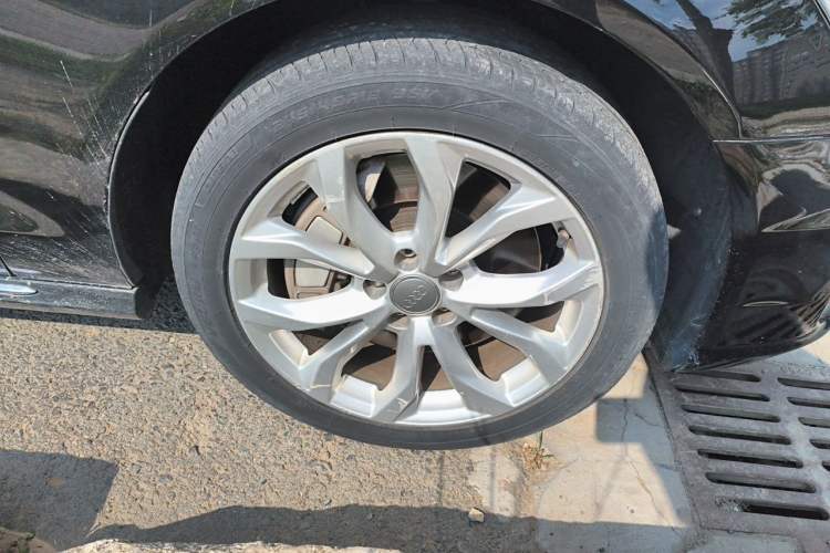 Used Audi A6L 2016 45 TFSI quattro Sport Edition Right Front Wheel Hub