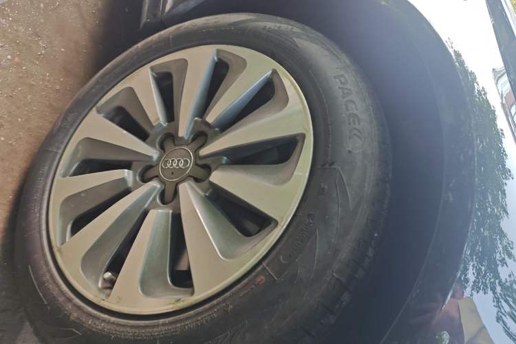 Used Audi A6L 2016 30 FSI Comfort Version Right Front Wheel Hub