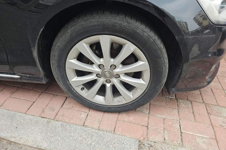 Used Audi A6L 2016 TFSI Technology Edition Right Front Wheel Hub