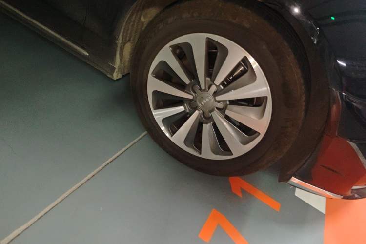 Used Audi A6L 2016 30 FSI Comfort Version Right Front Wheel Hub
