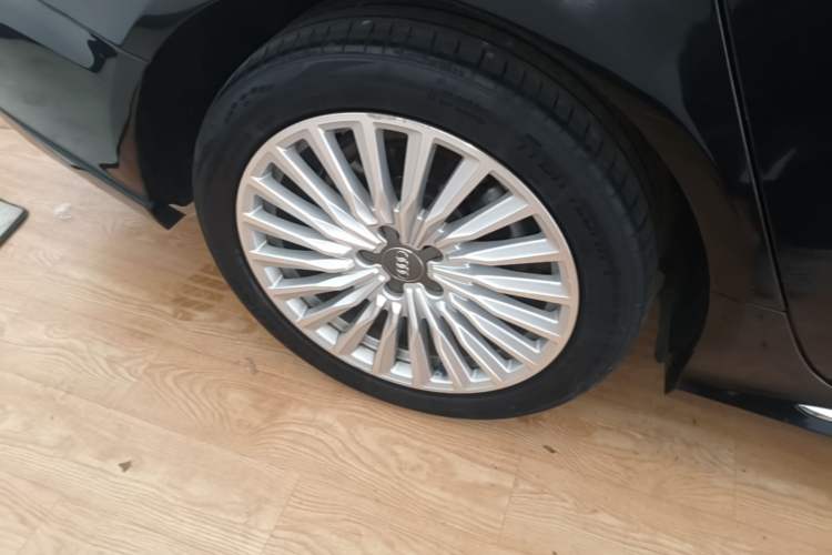 Used Audi A6L 2016 TFSI Technology Edition Right Rear Wheel Hub