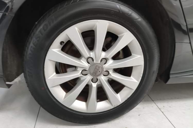 Used Audi A6L 2016 TFSI Technology Edition Right Rear Wheel Hub