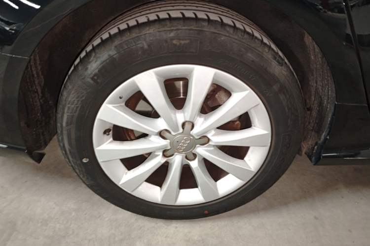 Used Audi A6L 2016 TFSI Technology Edition Right Rear Wheel Hub