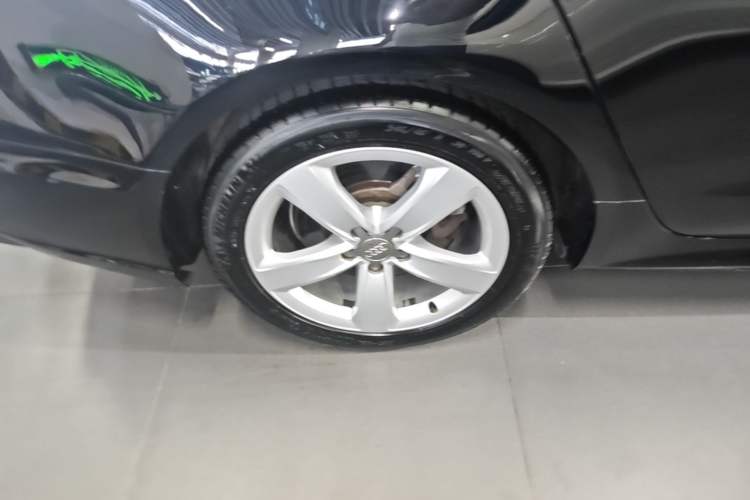 Used Audi A6L 2016 45 TFSI quattro Sport Edition Right Rear Wheel Hub