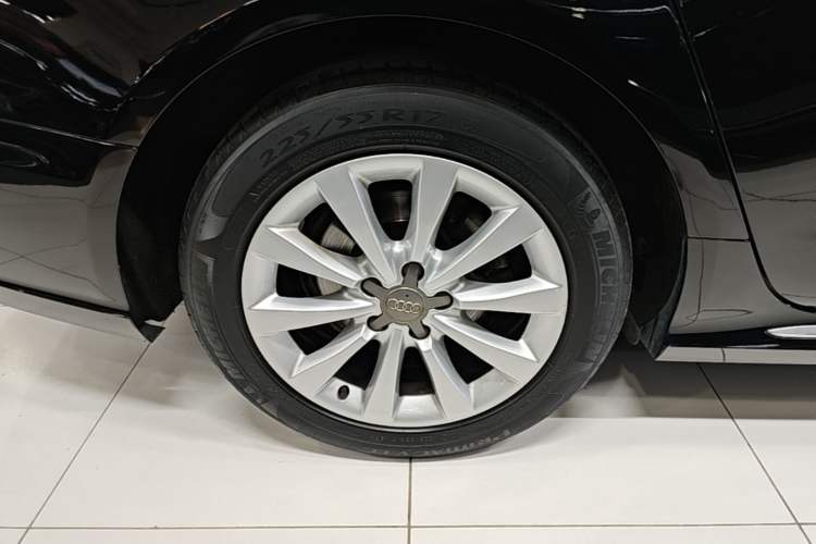 Used Audi A6L 2016 30 FSI Technology Model Right Rear Wheel Hub