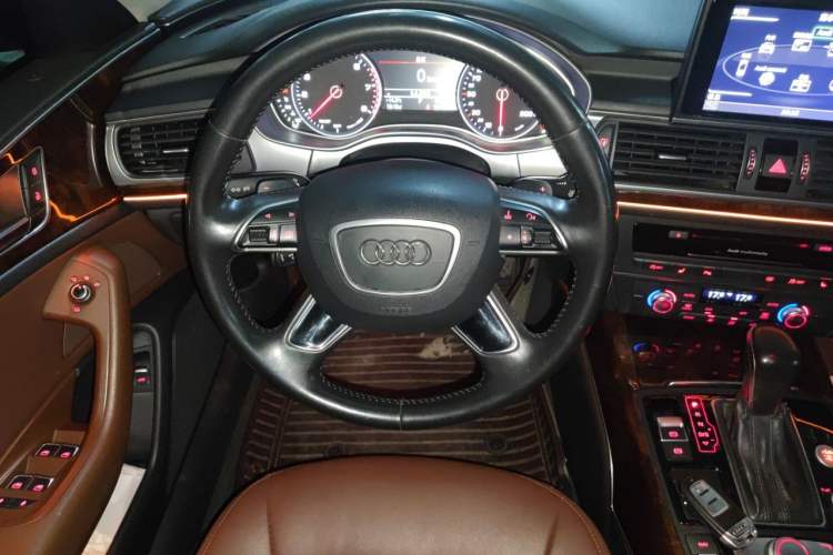 Used Audi A6L 2016 30 FSI Comfort Version Steering Wheel