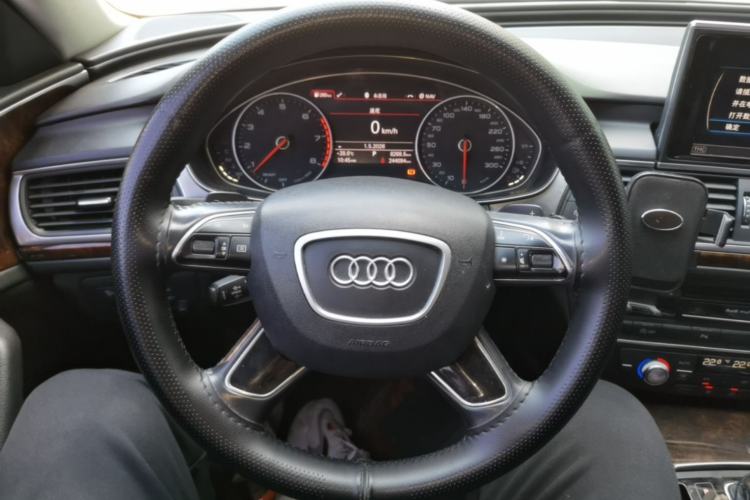 Used Audi A6L 2016 30 FSI Comfort Version Steering Wheel