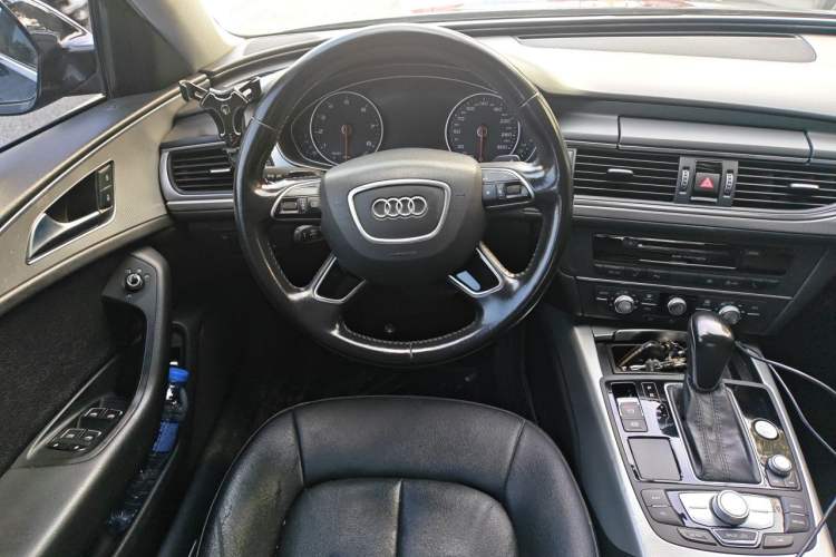 Used Audi A6L 2016 TFSI Technology Edition Steering Wheel