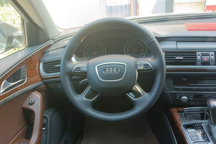 Used Audi A6L 2016 TFSI Comfort Model Steering Wheel