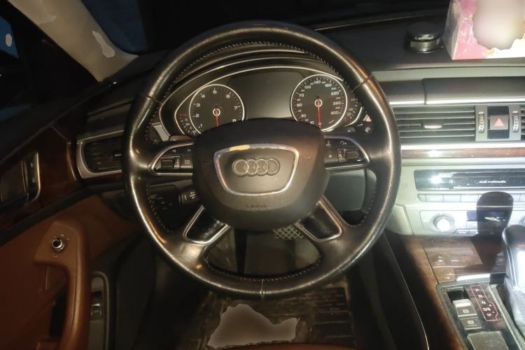 Used Audi A6L 2016 30 FSI Comfort Version Steering Wheel