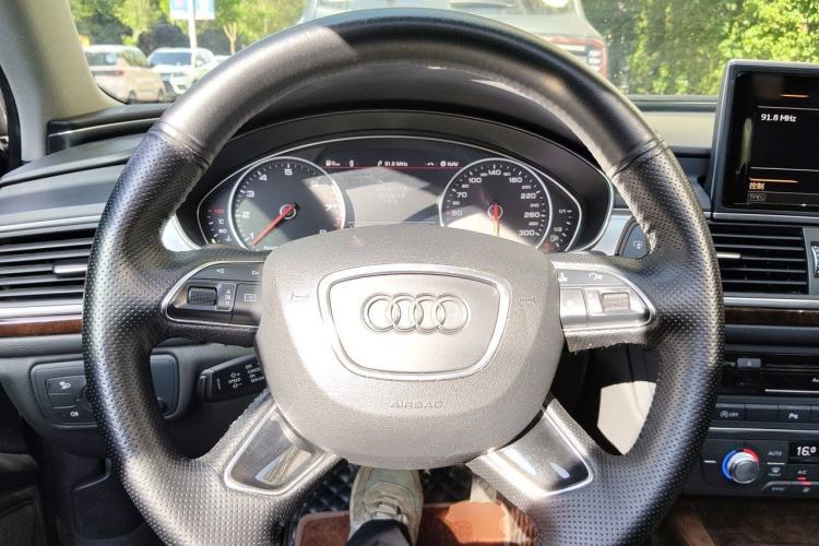 Used Audi A6L 2016 30 FSI Comfort Version Steering Wheel