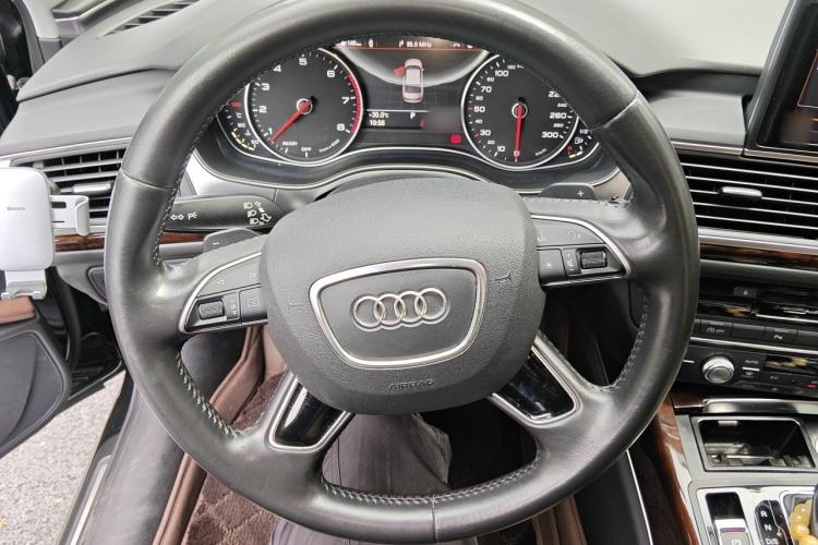 Used Audi A6L 2016 30 FSI Comfort Version Steering Wheel
