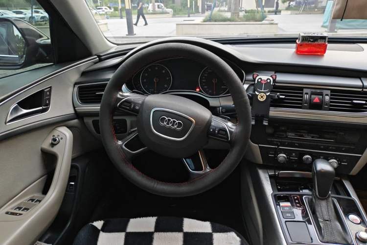 Used Audi A6L 2016 TFSI Technology Edition Steering Wheel