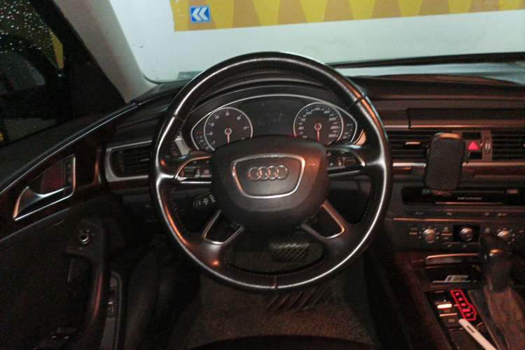 Used Audi A6L 2016 TFSI Technology Edition Steering Wheel