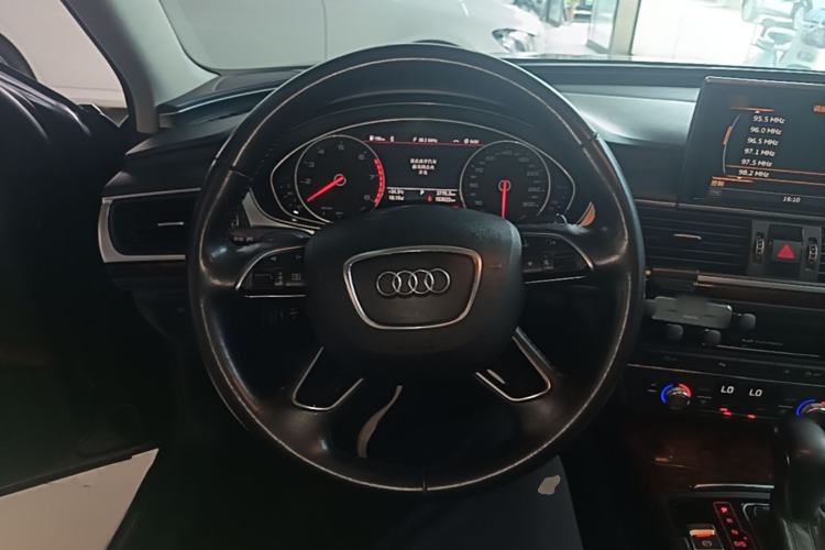 Used Audi A6L 2016 30 FSI Comfort Version Steering Wheel