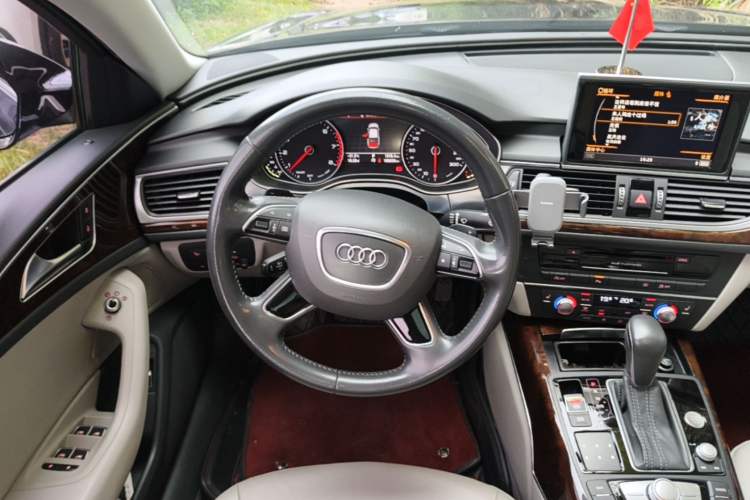 Used Audi A6L 2016 30 FSI Comfort Version Steering Wheel