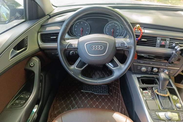 Used Audi A6L 2016 TFSI Technology Edition Steering Wheel