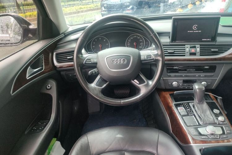 Used Audi A6L 2016 30 FSI Comfort Version Steering Wheel
