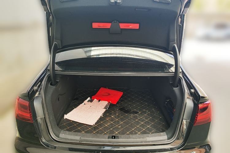 Used Audi A6L 2016 TFSI Comfort Model Trunk