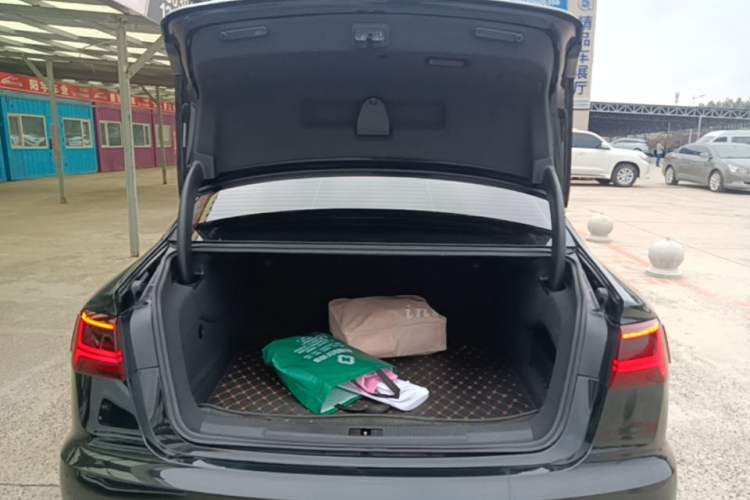 Used Audi A6L 2016 TFSI Technology Edition Trunk