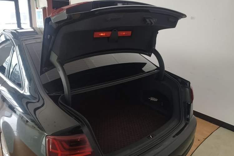 Used Audi A6L 2016 TFSI Technology Edition Trunk