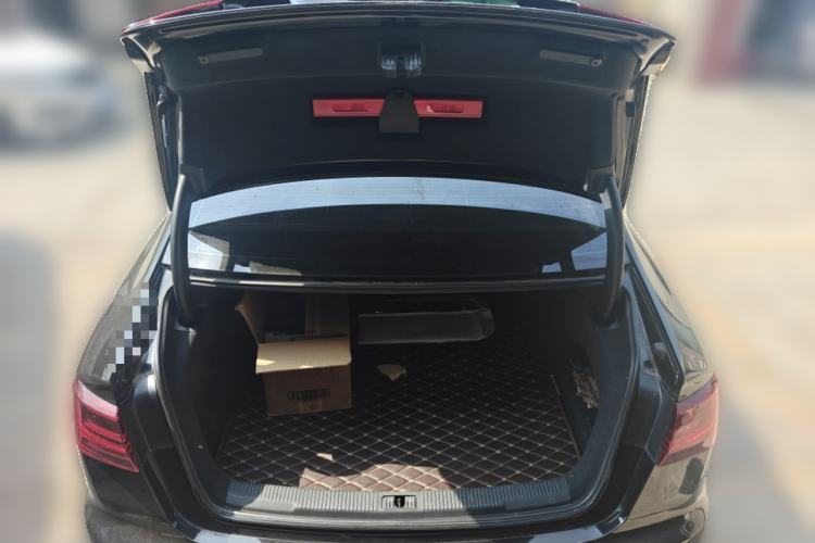 Used Audi A6L 2016 TFSI Technology Edition Trunk