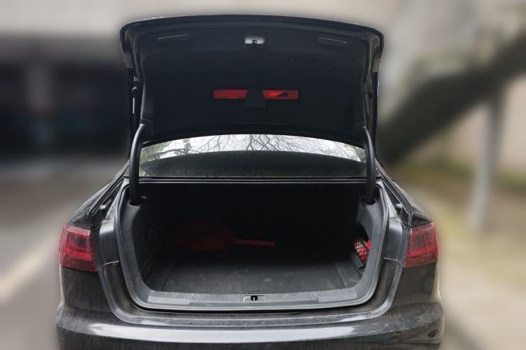 Used Audi A6L 2016 TFSI Comfort Model Trunk