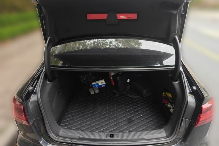 Used Audi A6L 2016 TFSI Technology Edition Trunk