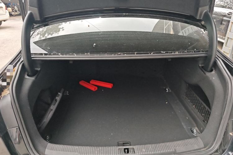 Used Audi A6L 2016 TFSI Comfort Model Trunk
