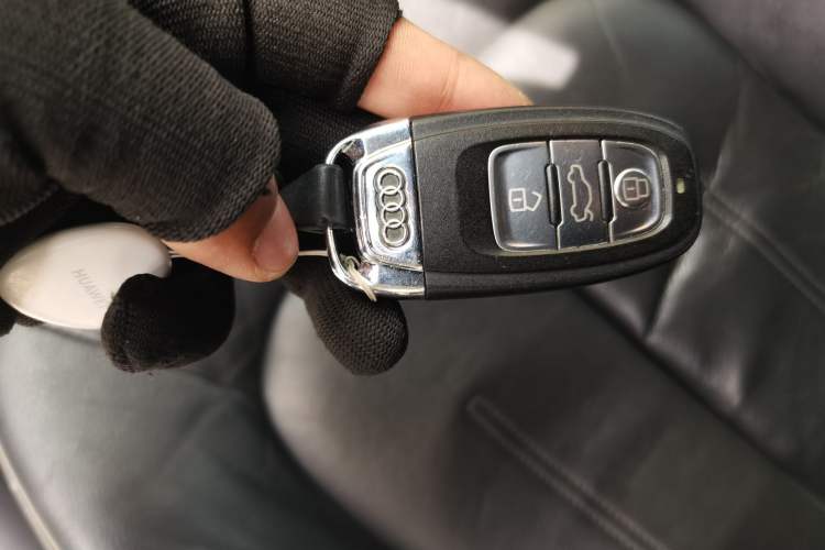 Used Audi A6L 2016 TFSI Sport Edition Vehicle Key