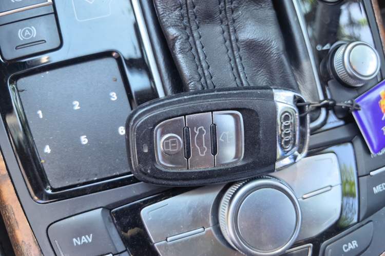 Used Audi A6L 2016 TFSI Comfort Model Vehicle Key