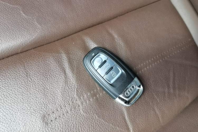 Used Audi A6L 2016 30 FSI Comfort Version Vehicle Key
