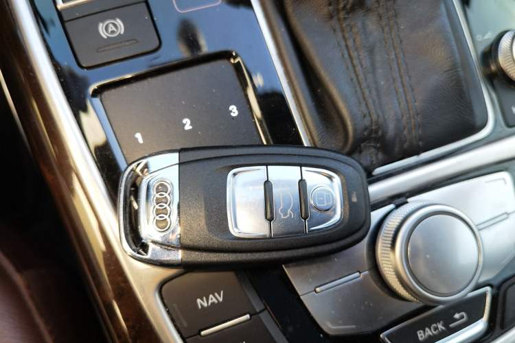 Used Audi A6L 2016 30 FSI Comfort Version Vehicle Key