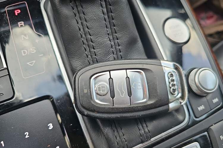 Used Audi A6L 2016 TFSI Comfort Model Vehicle Key