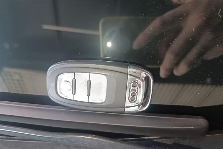 Used Audi A6L 2016 30 FSI Comfort Version Vehicle Key