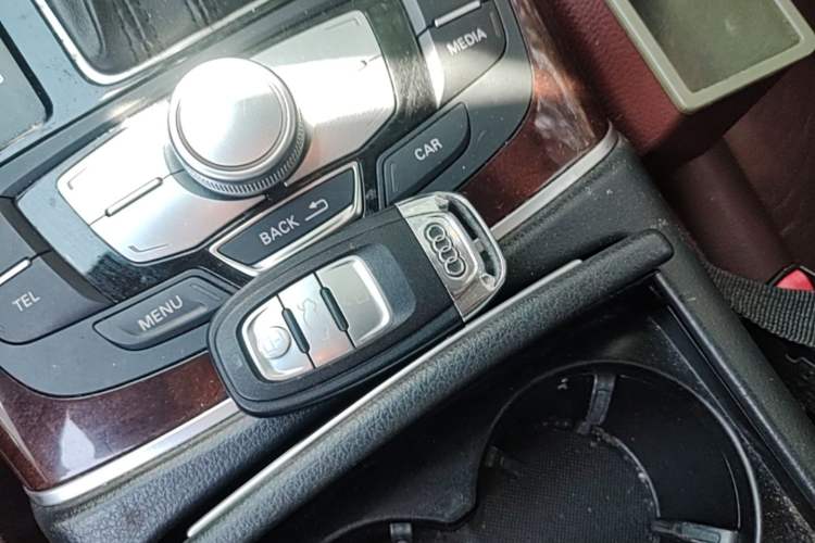 Used Audi A6L 2016 30 FSI Comfort Version Vehicle Key