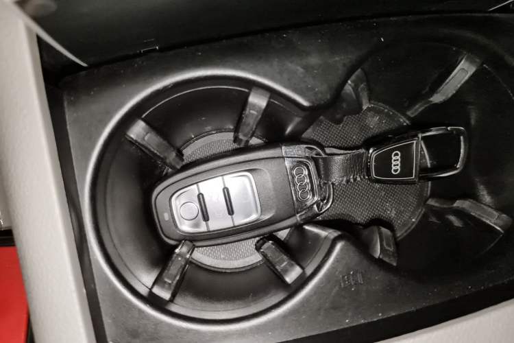Used Audi A6L 2016 TFSI Technology Edition Vehicle Key