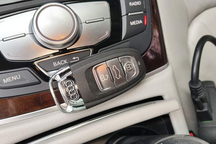Used Audi A6L 2016 30 FSI Comfort Version Vehicle Key