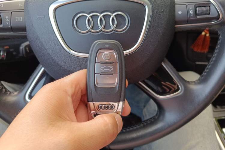 Used Audi A6L 2016 TFSI Technology Edition Vehicle Key