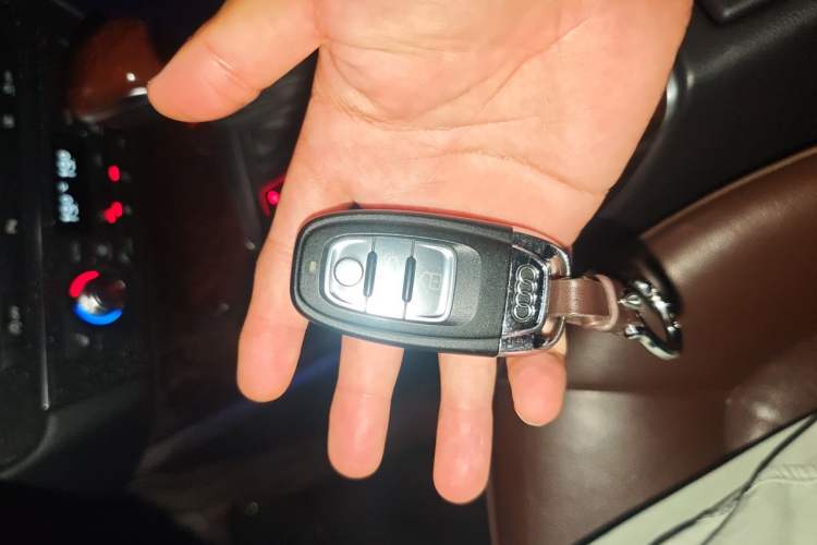 Used Audi A6L 2016 30 FSI Comfort Version Vehicle Key