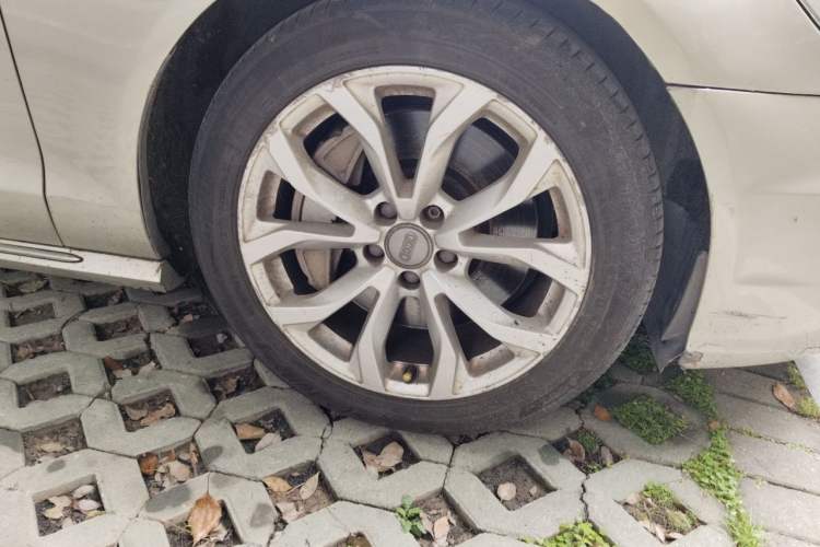 Used Audi A6L 2016 45 TFSI quattro Sport Edition Right Front Wheel Hub